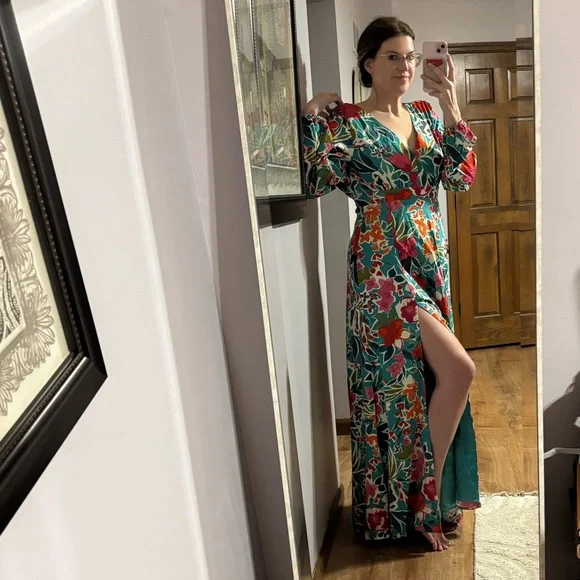 Floral Maxi Dress Long Sleeves size M - Picture 7 of 9